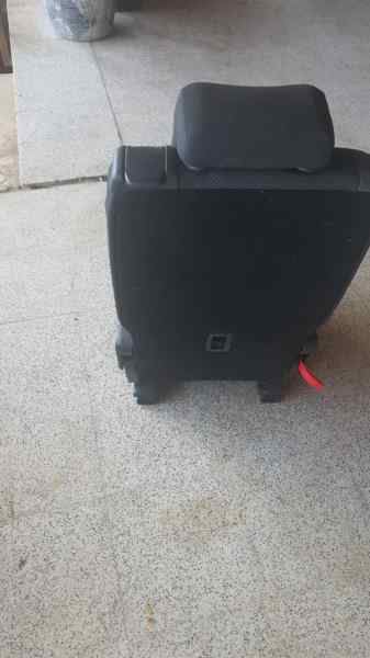 ASIENTOS TRASERO IZQUIERDO