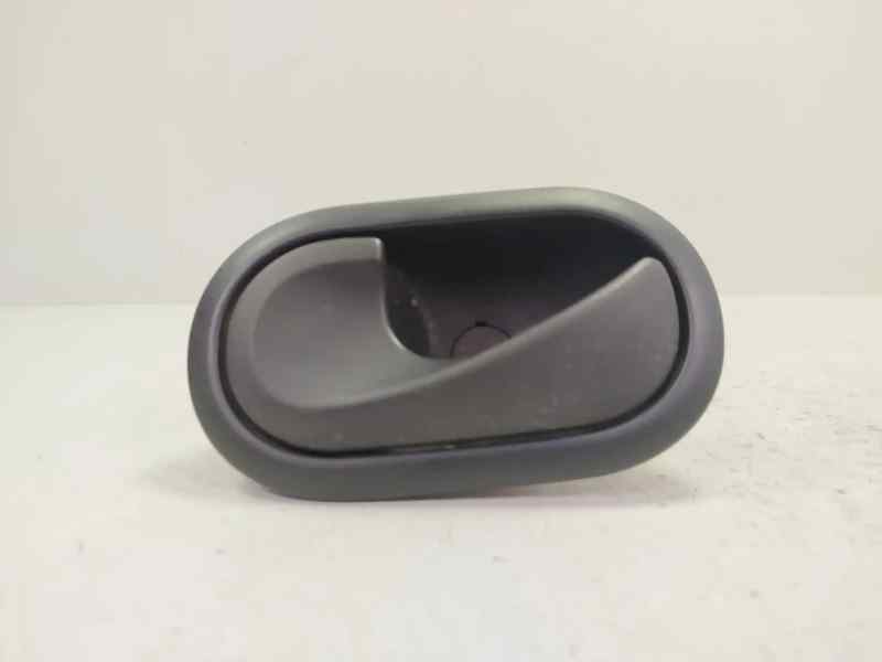 MANETA INTERIOR DELANTERA IZQUIERDA