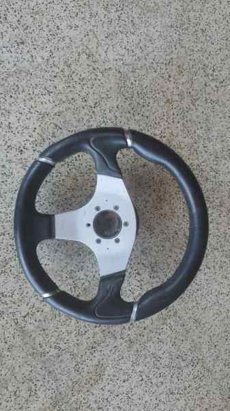 MOMO VOLANTE MITSUBISHI ECLIPSE (D30)