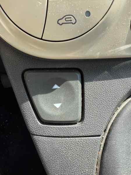 MANDO ELEVALUNAS DELANTERO IZQUIERDO 