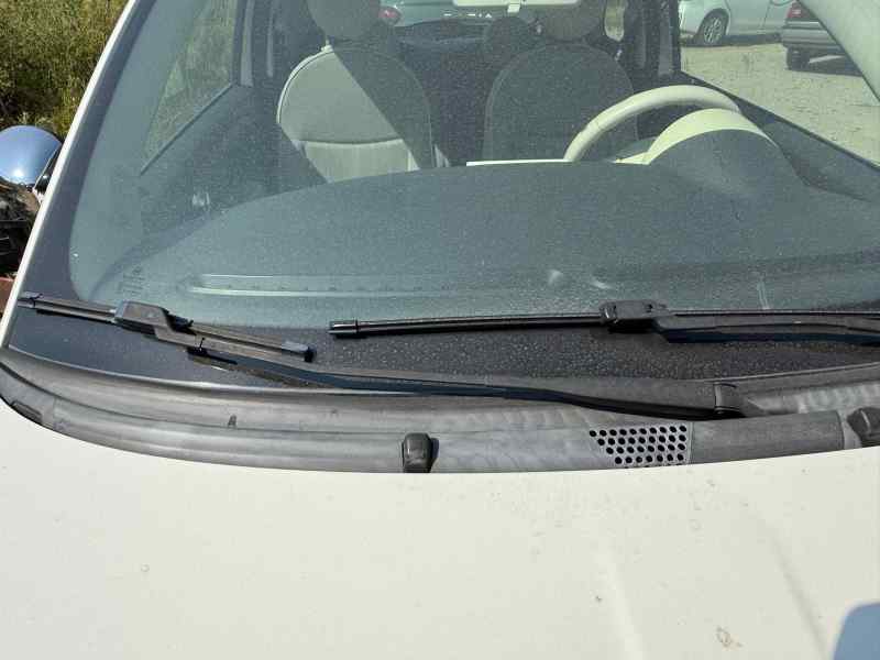 BRAZO LIMPIA DELANTERO DERECHO