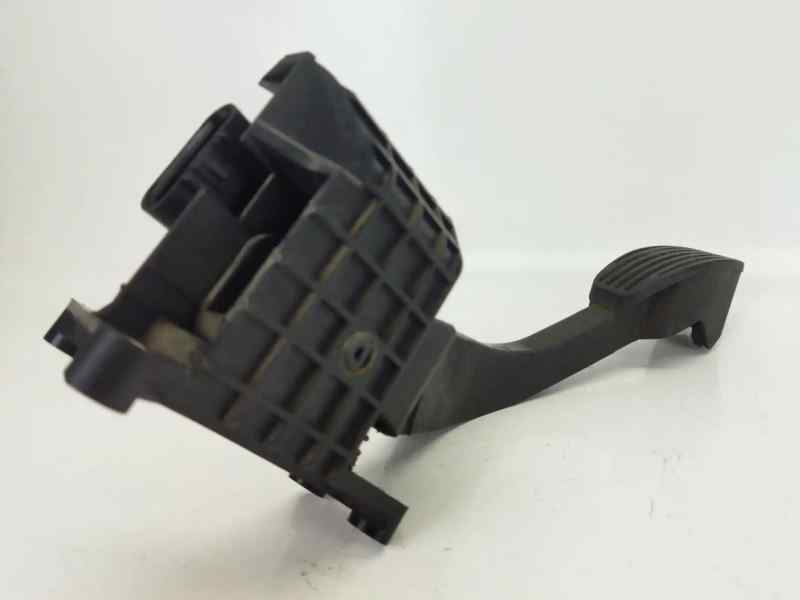 PEDAL ACELERADOR