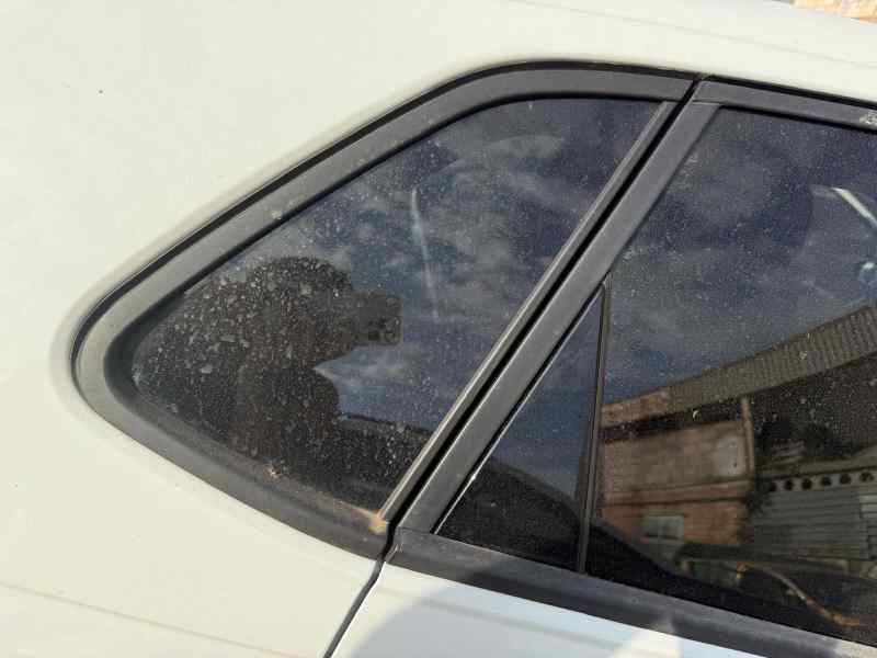 LUNA CUSTODIA TRASERA DERECHA