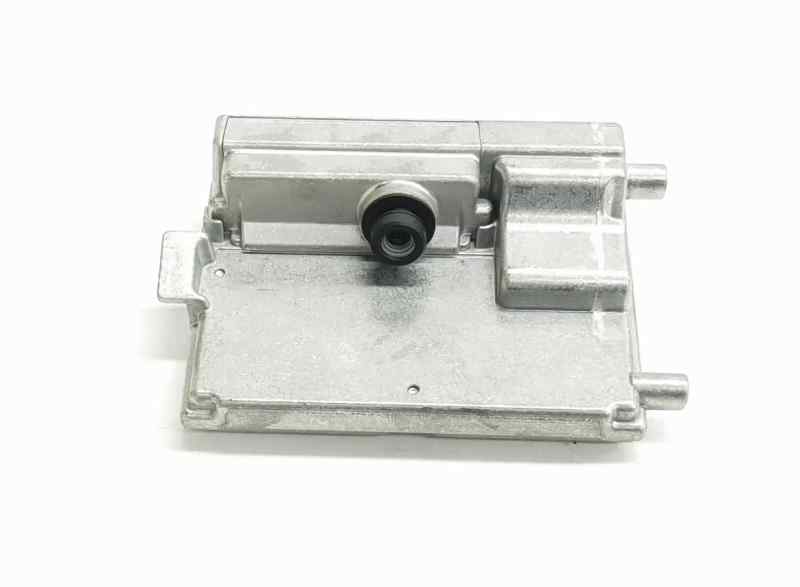 2Q0980653C CAMARA APARCAMIENTO VOLKSWAGEN POLO (AW1)