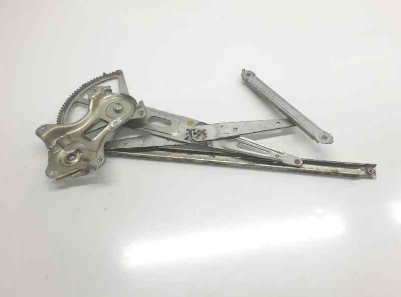 ELEVALUNAS DELANTERO IZQUIERDO