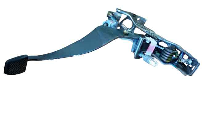 PEDAL EMBRAGUE