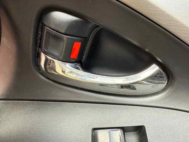 MANETA INTERIOR TRASERA IZQUIERDA