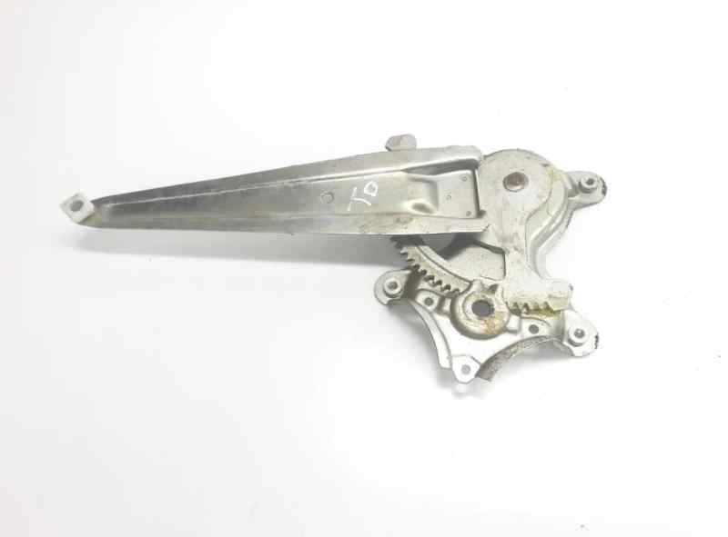 ELEVALUNAS TRASERO DERECHO