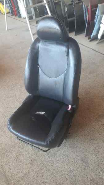 ASIENTO DELANTERO DERECHO