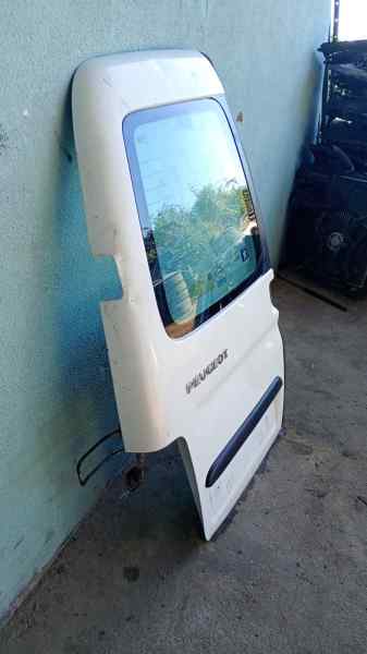 PUERTA TRASERA IZQUIERDA