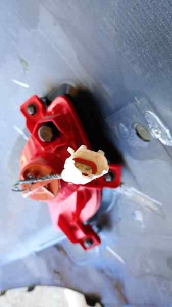 FARO ANTINIEBLA TRASERO IZQUIERDO