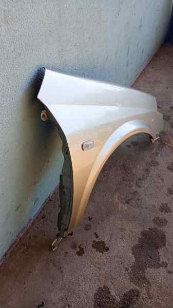 ALETA DELANTERA DERECHA