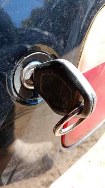 CERRADURA MALETERO - PORTON