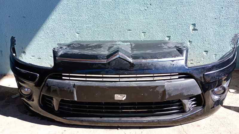 PARAGOLPES DELANTERO