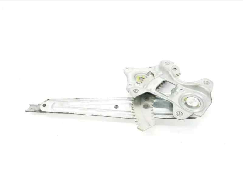 ELEVALUNAS TRASERO DERECHO