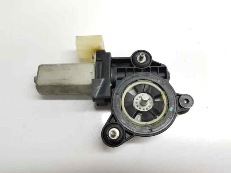 MOTOR ELEVALUNAS TRASERO IZQUIERDO