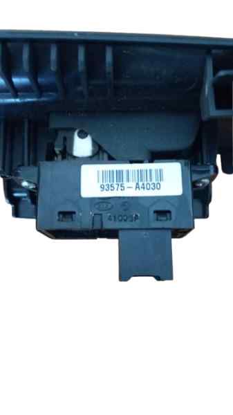 MANDO ELEVALUNAS DELANTERO DERECHO