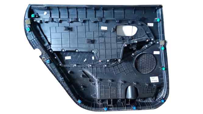 GUARNECIDO PUERTA DELANTERA DERECHA