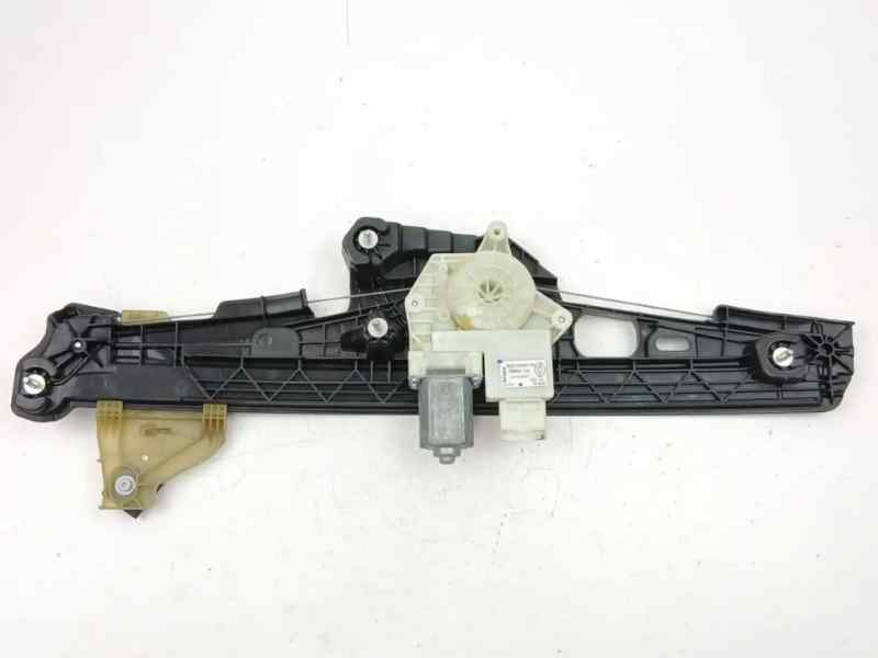 ELEVALUNAS DELANTERO IZQUIERDO