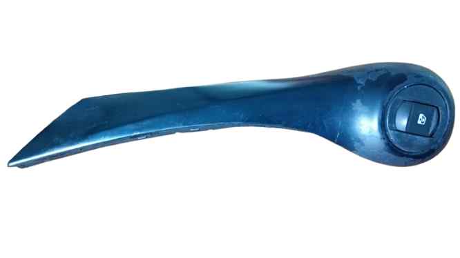 MANDO ELEVALUNAS DELANTERO DERECHO