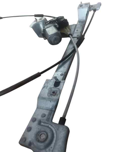 ELEVALUNAS DELANTERO IZQUIERDO