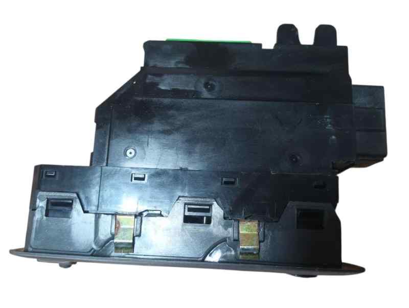 MANDO ELEVALUNAS DELANTERO IZQUIERDO 