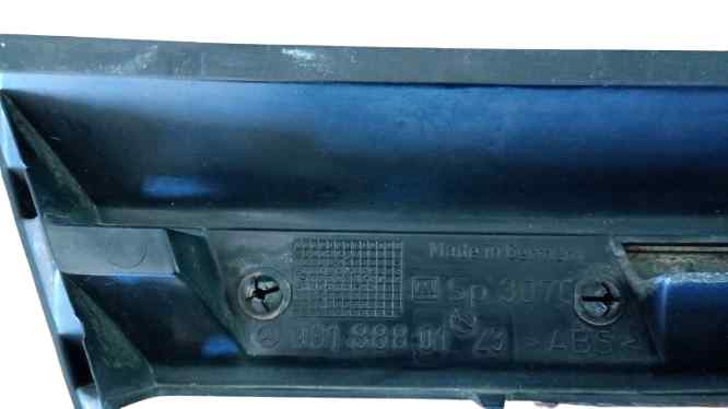 9018880123 REJILLA DELANTERA MERCEDES SPRINTER (W901,W904) CAJA CERR.