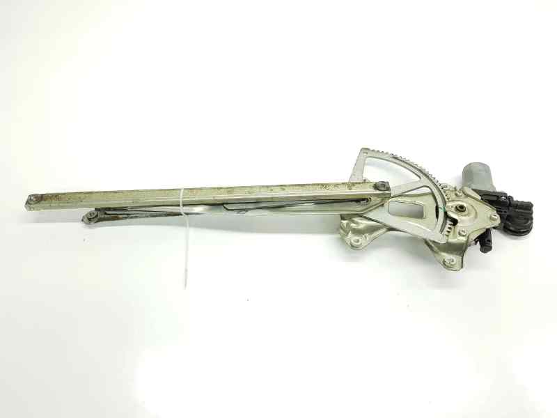 ELEVALUNAS TRASERO DERECHO