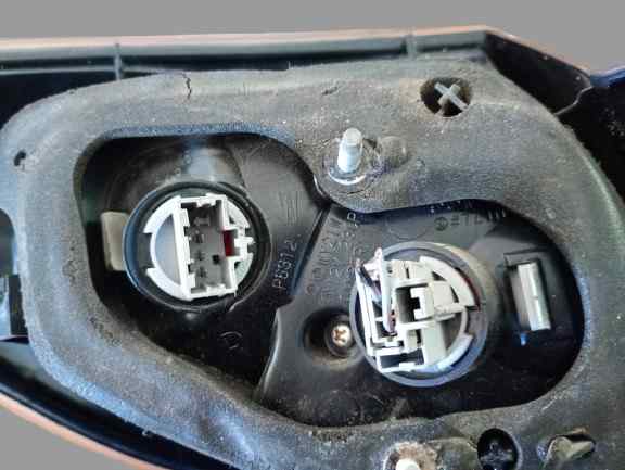 PILOTO TRASERO DERECHO