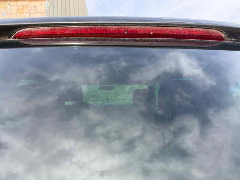 LUZ CENTRAL DE FRENO