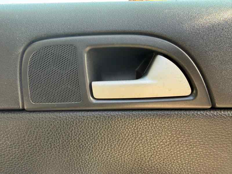 MANETA INTERIOR TRASERA DERECHA