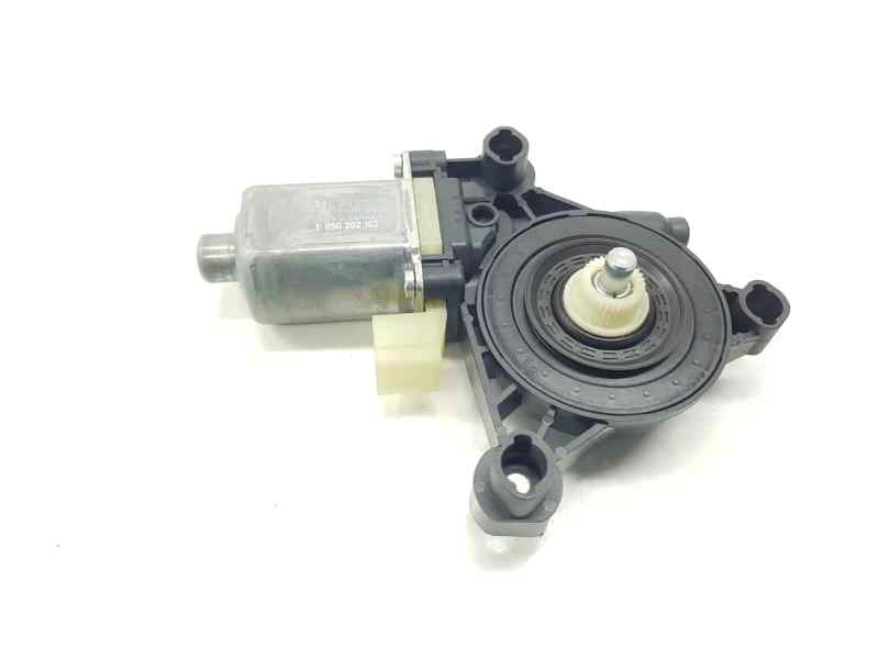 MOTOR ELEVALUNAS DELANTERO DERECHO