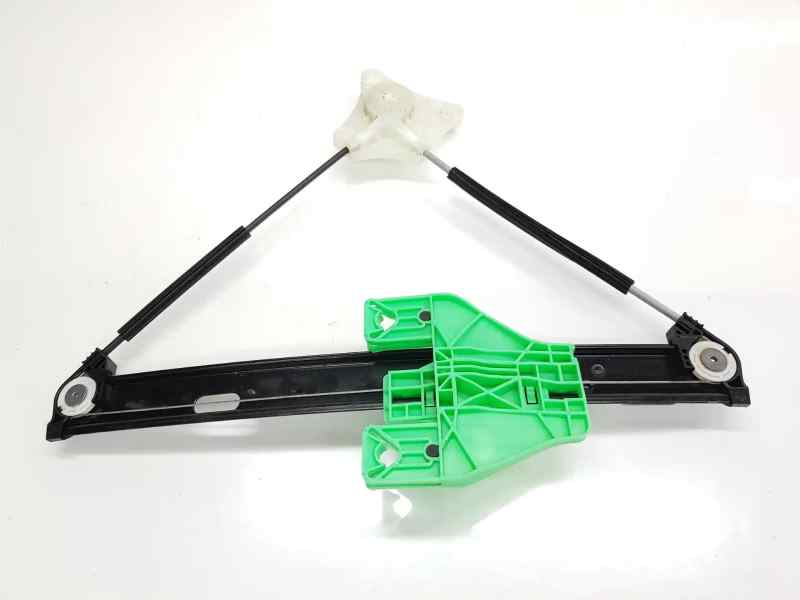 ELEVALUNAS TRASERO DERECHO