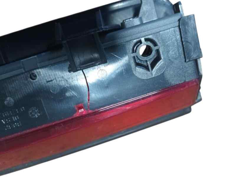 LUZ CENTRAL DE FRENO