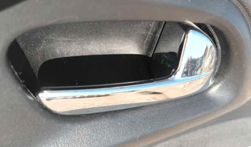 MANETA INTERIOR TRASERA DERECHA