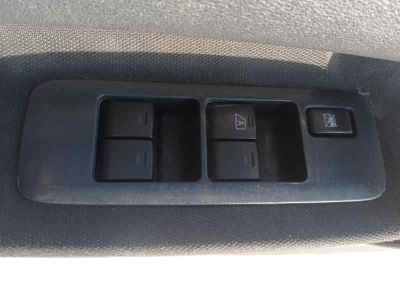 MANDO ELEVALUNAS DELANTERO IZQUIERDO 