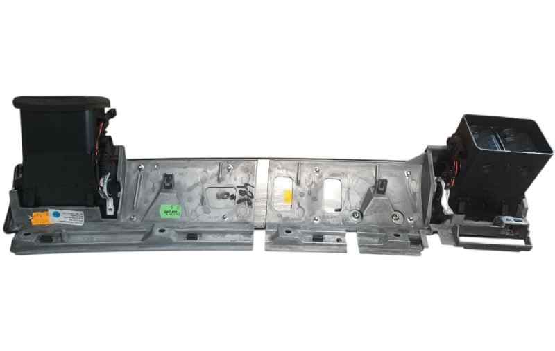 4E1857186 MOLDURA AUDI A8 (4E2)