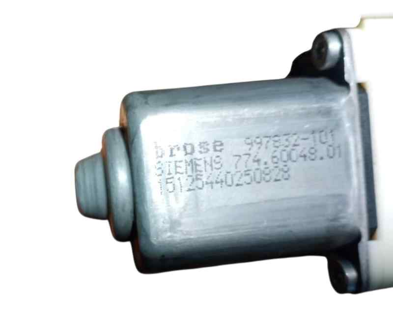 MOTOR ELEVALUNAS DELANTERO IZQUIERDO
