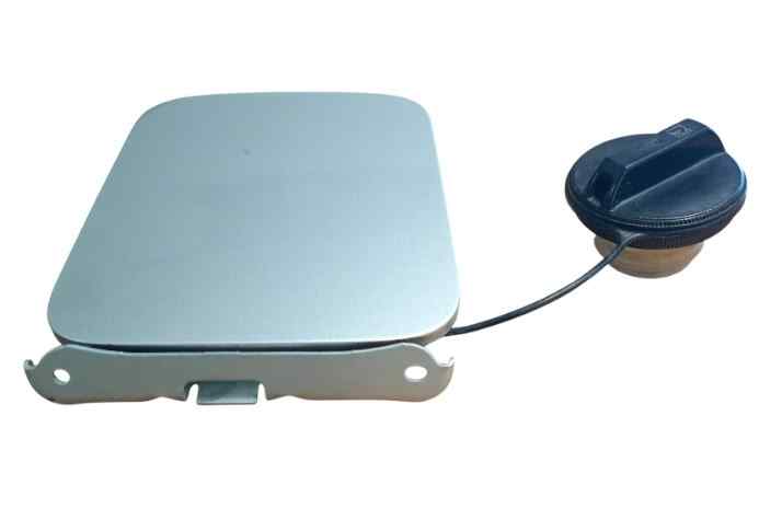 788304M500 TAPA EXTERIOR COMBUSTIBLE NISSAN ALMERA (N16-E)