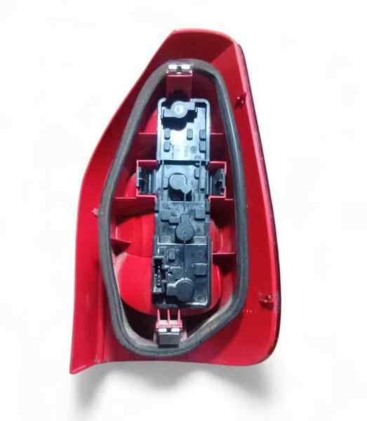 PILOTO TRASERO IZQUIERDO