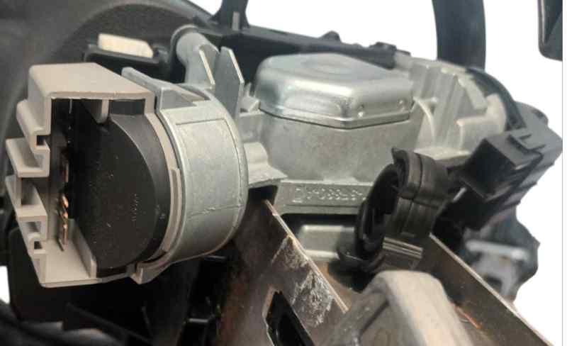 CONMUTADOR DE ARRANQUE