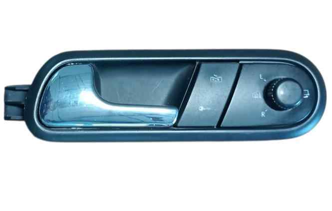 MANETA INTERIOR DELANTERA IZQUIERDA