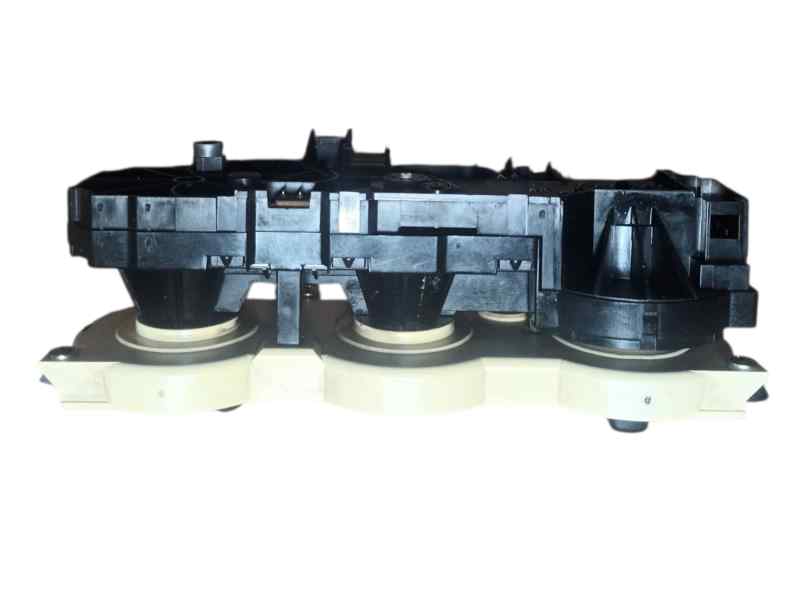 A 000 830 57 85 - A0008305785 MANDO CLIMATIZADOR MERCEDES VITO (W638) CAJA CERRADA