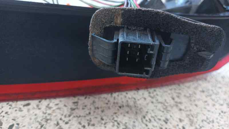 1437626 PILOTO TRASERO IZQUIERDO FORD FIESTA (CBK) 6S6113A603AG