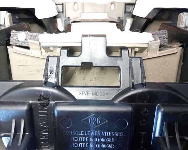 CONSOLA CENTRAL RENAULT GRAND SCENIC III 969100066R - 969100038R - 684300001R foto 4