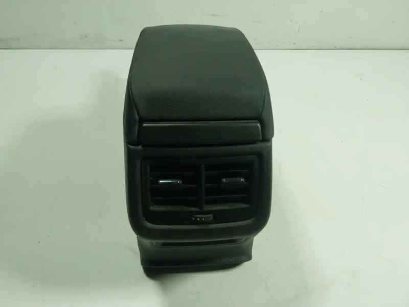 APOYABRAZOS CENTRAL SEAT LEON CUPRA foto 2