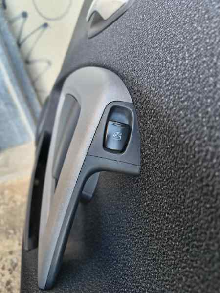 MANDO ELEVALUNAS DELANTERO DERECHO SMART FORTWO COUPÉ II