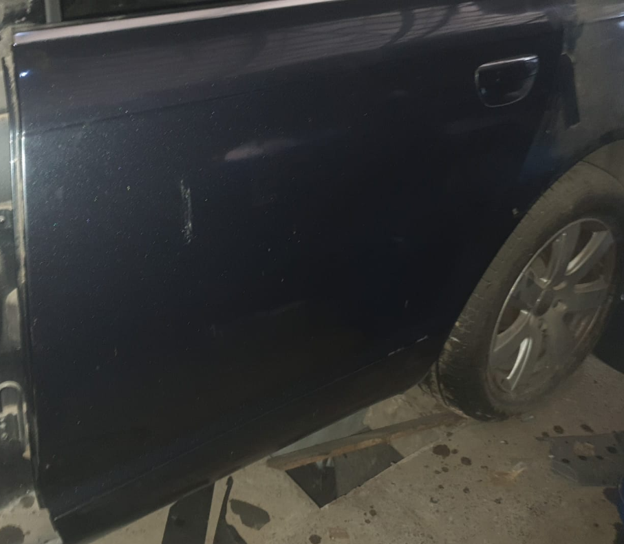 PUERTA TRASERA IZQUIERDA AUDI A6 BERLINA (4F2)