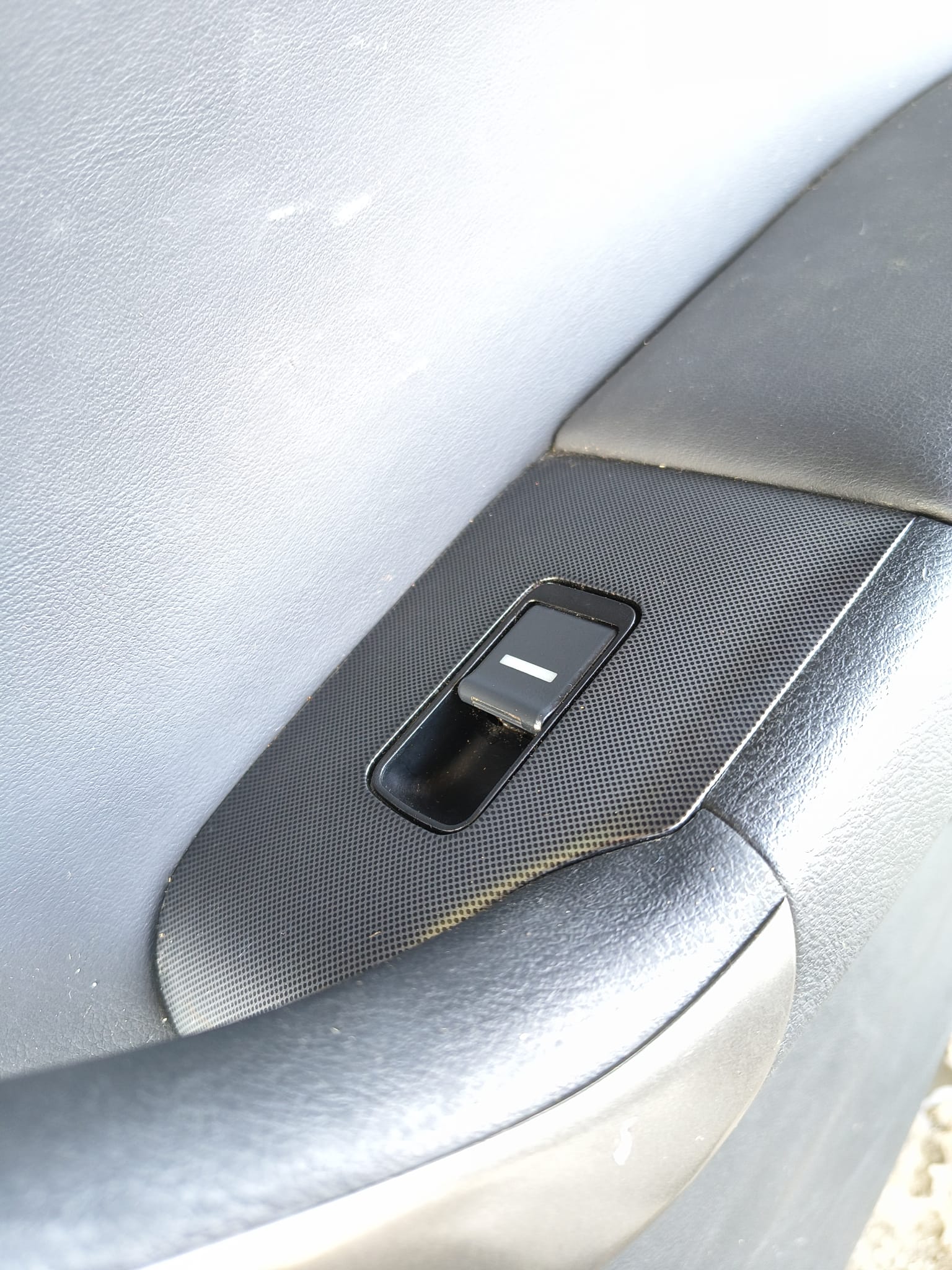 MANDO ELEVALUNAS TRASERO DERECHO HONDA ACCORD BERLINA (CL/CN)