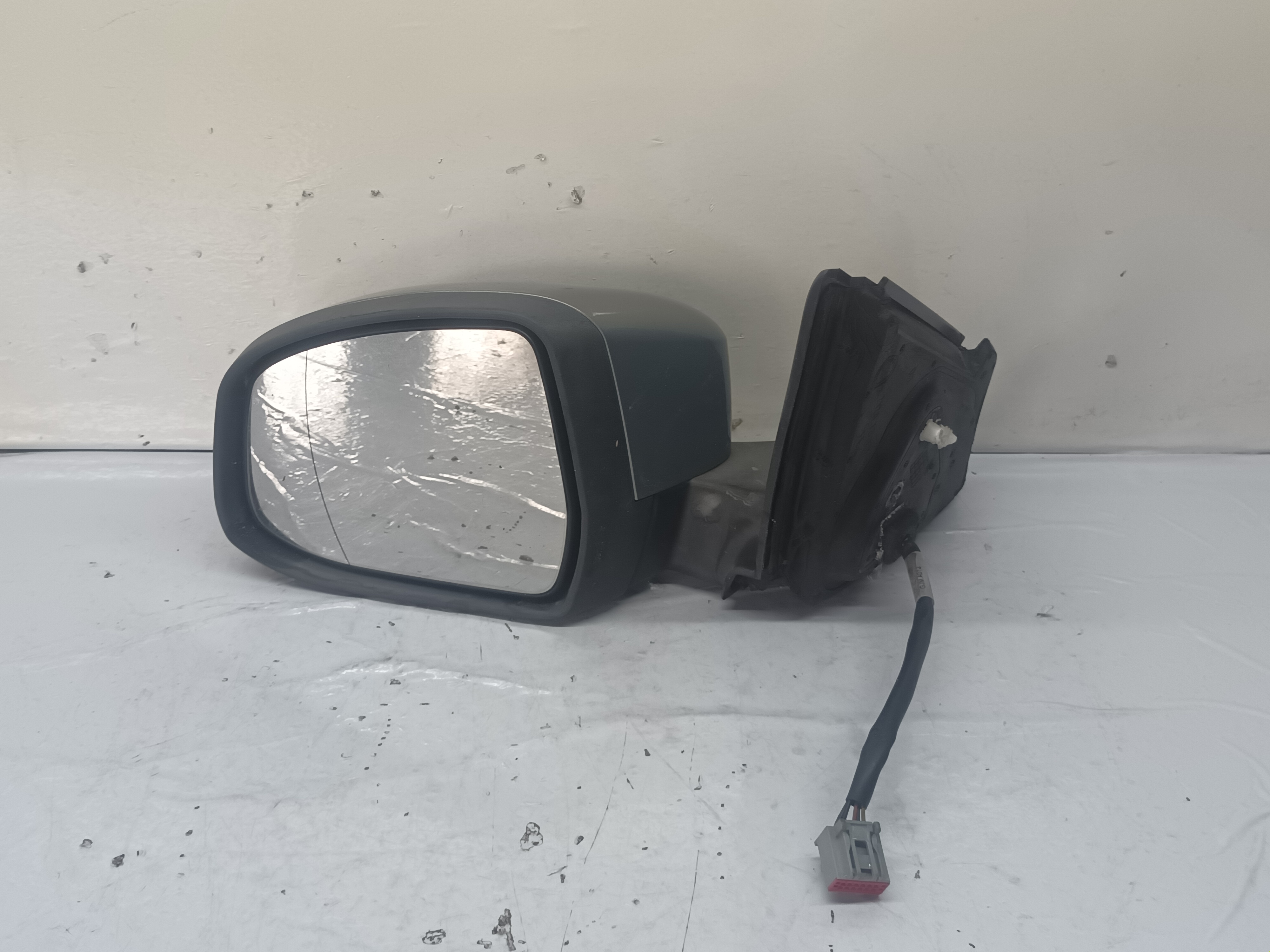 RETROVISOR IZQUIERDO